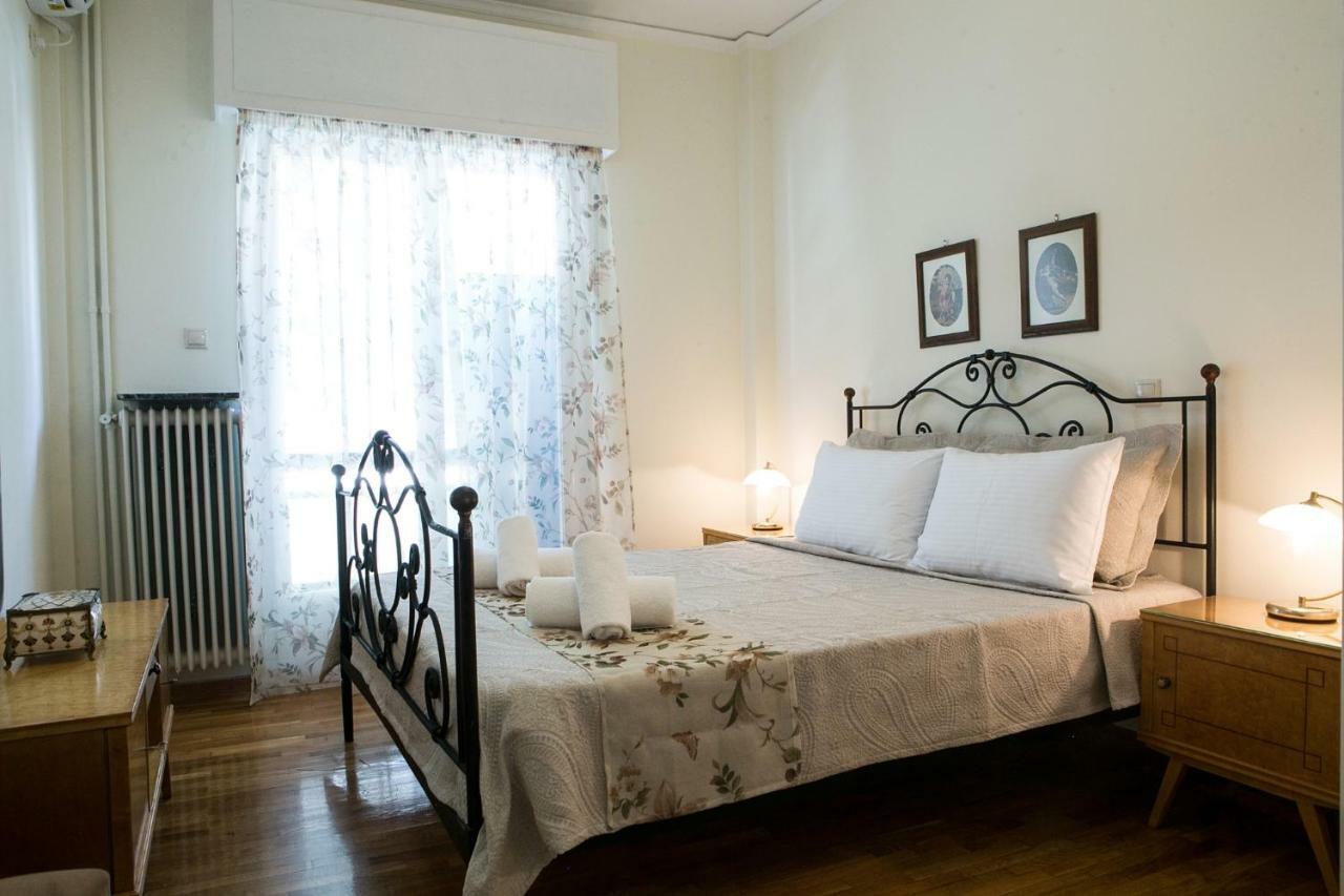 Best House, Larisis Metro, אתונה מראה חיצוני תמונה